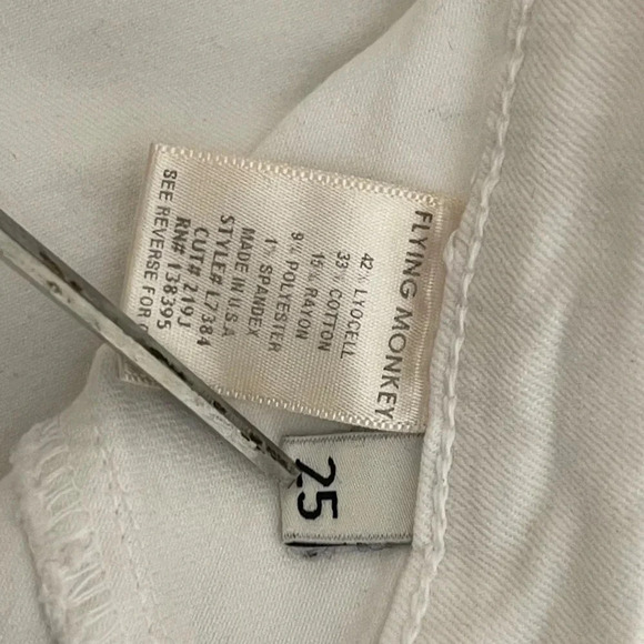 FLYING Monkey White High Rise Skinny Jean - Picture 4 of 4